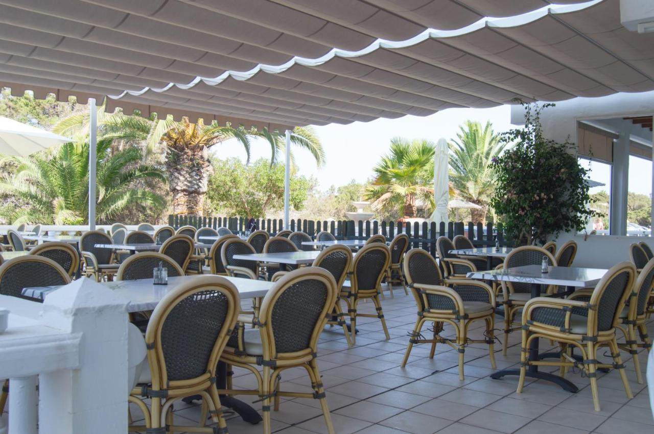 Lago Playa Es Pujols Restoran gambar